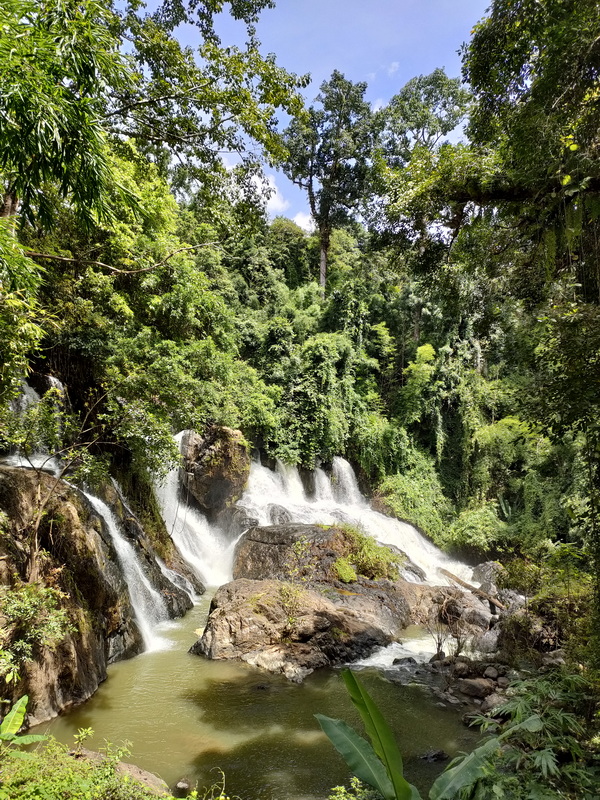 Pha Suea Waterfall, Namtok Pha Suea – Tham Pla National Park