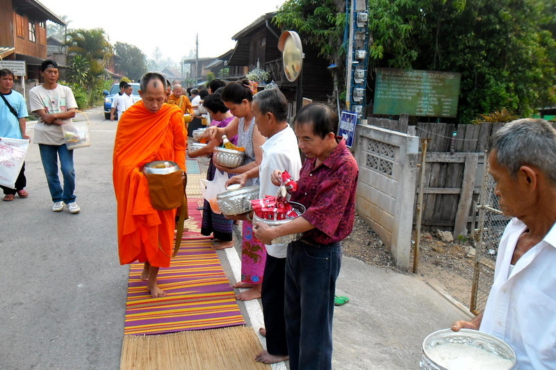 ban muang pon, ban muang pon village, muang pon village, ban muang pon mae hong son, ban muangpon, ban muang pon khun yuam, baan muang pon