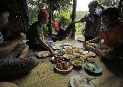 2 days trek to doi pui & ban huay hee, 2 days karen village trek, doi pui 2 day trek, 2 days hill tribe trek, 2 days doi pui & karen village trek, 2 days ban huay hee & doi pui hike, 2 days trek ban huay hee, 2 days hike doi pui & hill tribe life