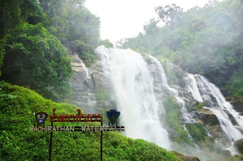 wachirathan falls, wachirathan waterfall, doi inthanon national park, inthanon national park, doi Inthanon, inthanon