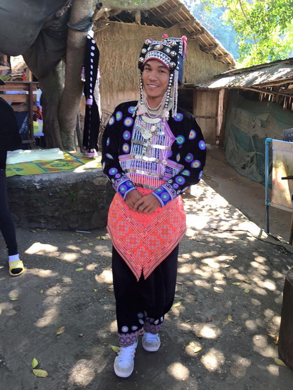 hmong, hmong people, hmong hilltribe, hmong village, hmong tribe, maew, mong, miao, meo, hmong hill tribe